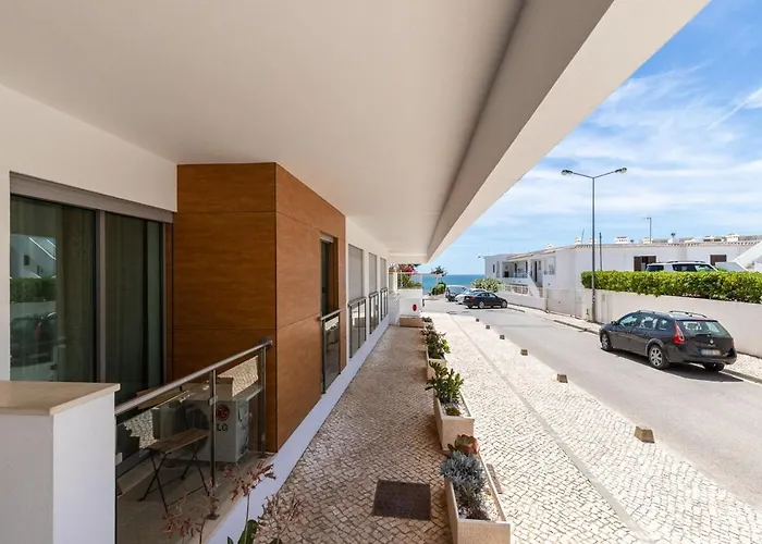 New ! Amazing 100m To The *